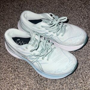 Asics Women’s Athletic Shoes with Cushioned Midsole Misty Green color